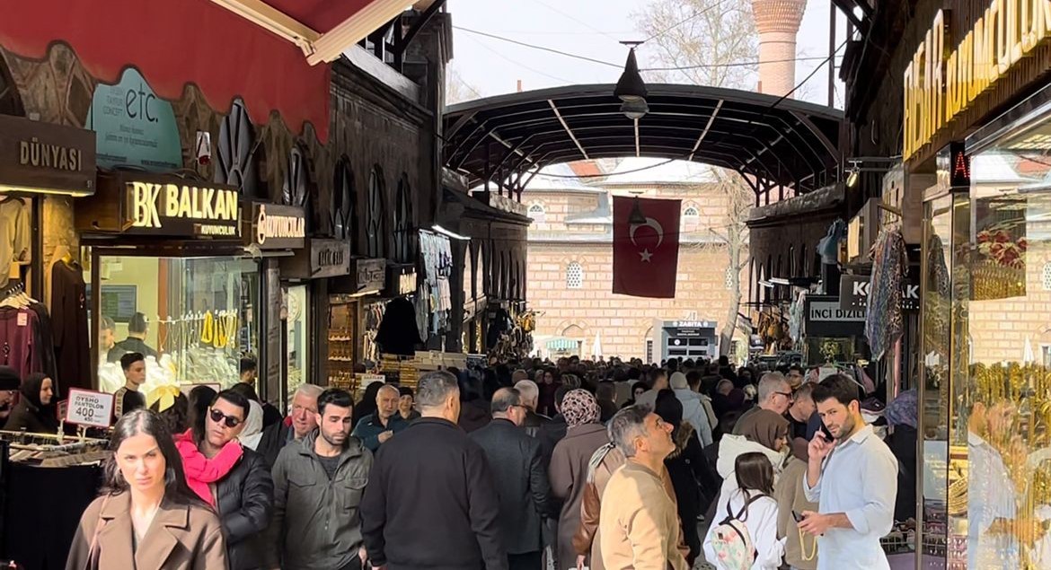 bursada bayram hareketliligi carsilara yansidi 3