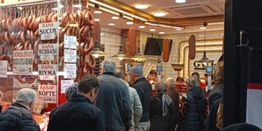 bursada-bayram-oncesi-kasaplarda-yogunluk-xSO6D9RJ.jpg