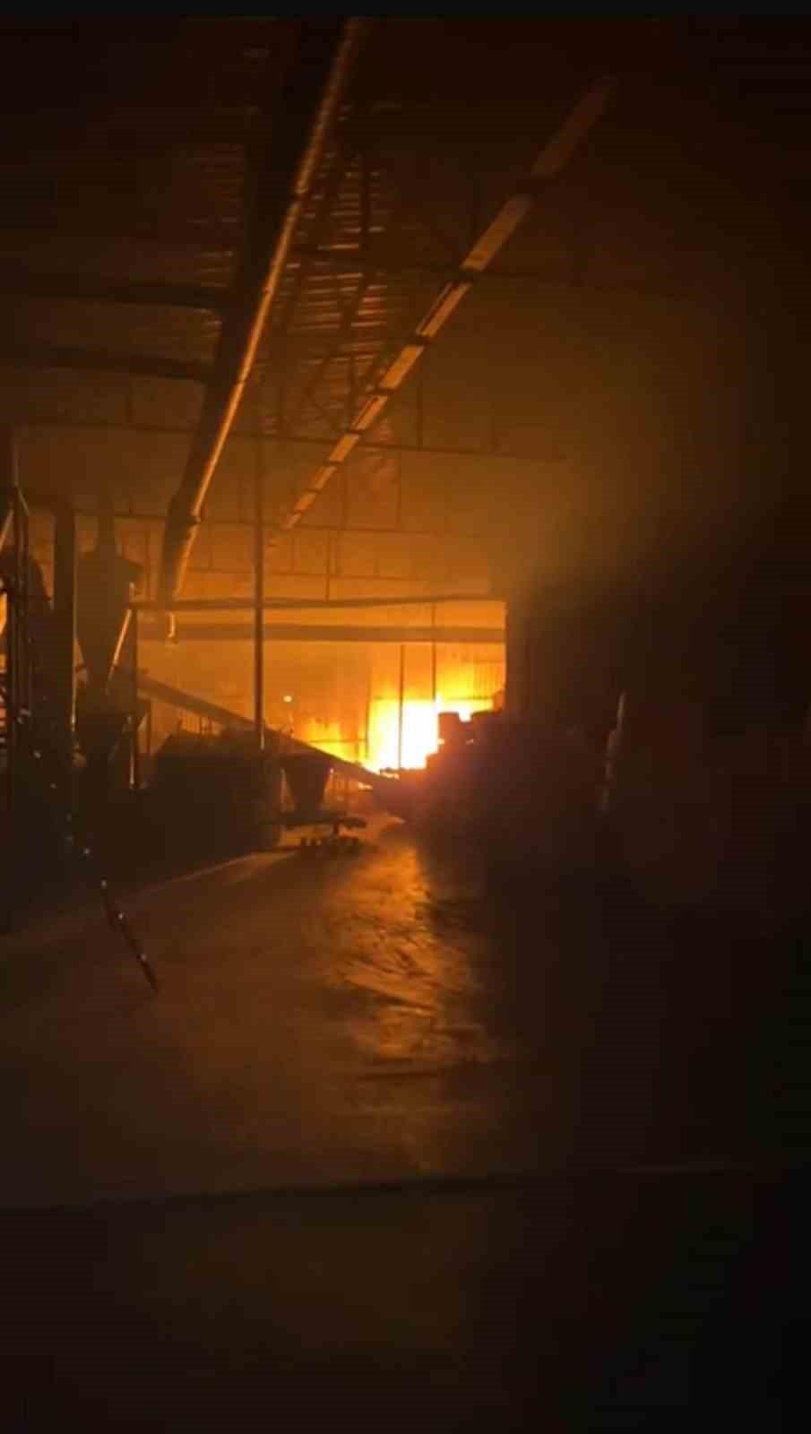 bursada bir palet fabrikasinda daha yangin 3 cFiqdTFW