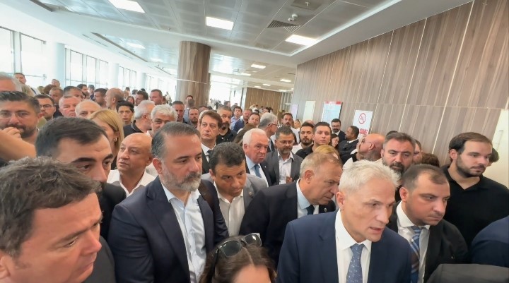 bursada-bozbey-davasi-oncesi-gerginlik-lS2Fr8Fv.jpg