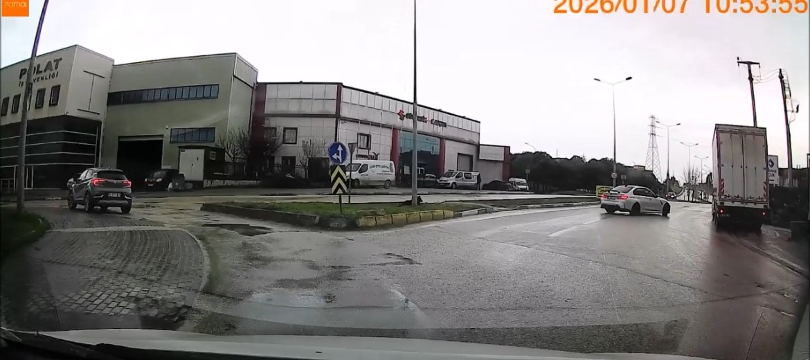 bursada cadde ortasinda driftin bedeli 58 bin lira oldu 3 LYB6rC4G