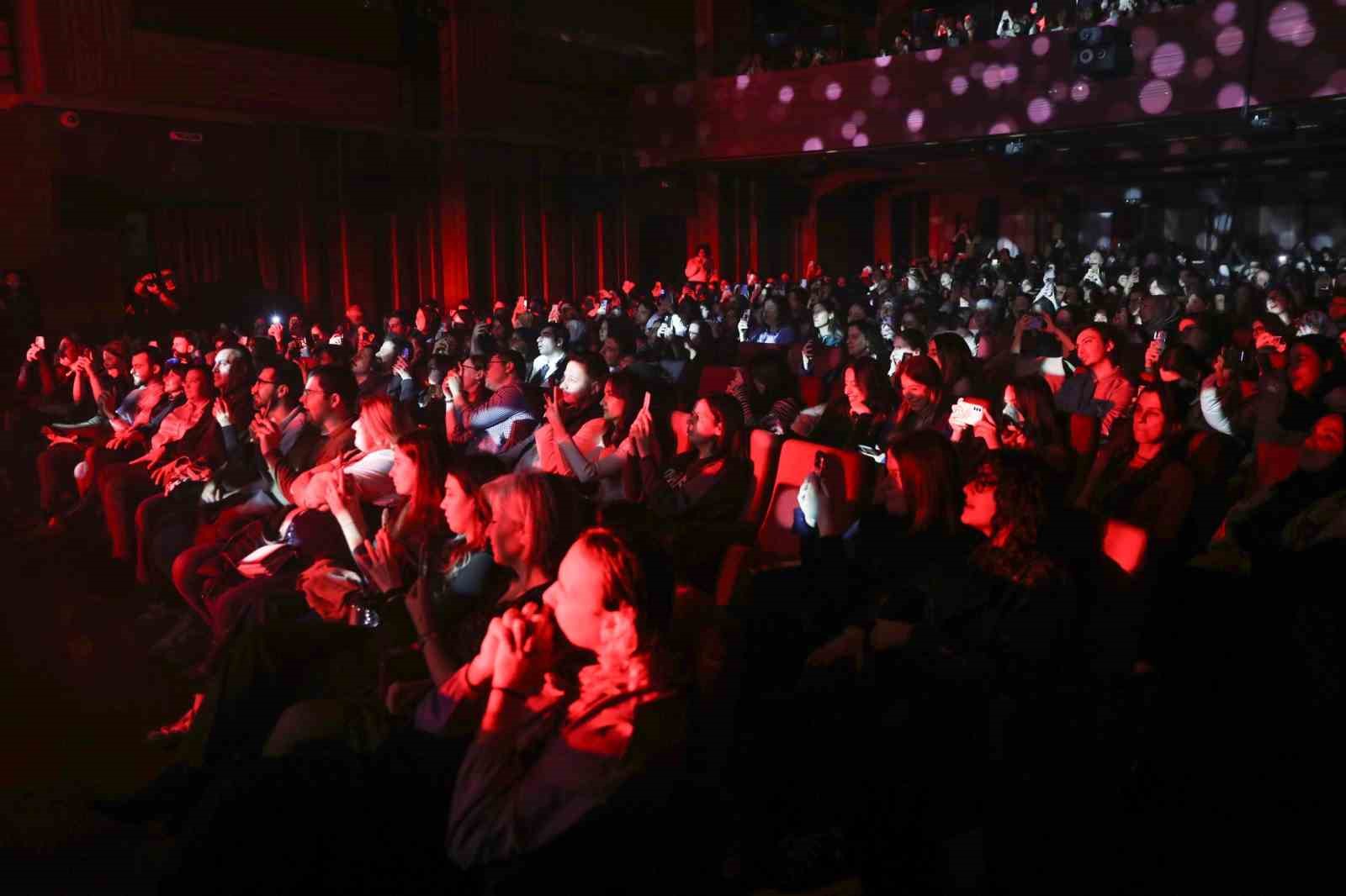 bursada can ozan ile muzik dolu gece 0 qAHD8UpU