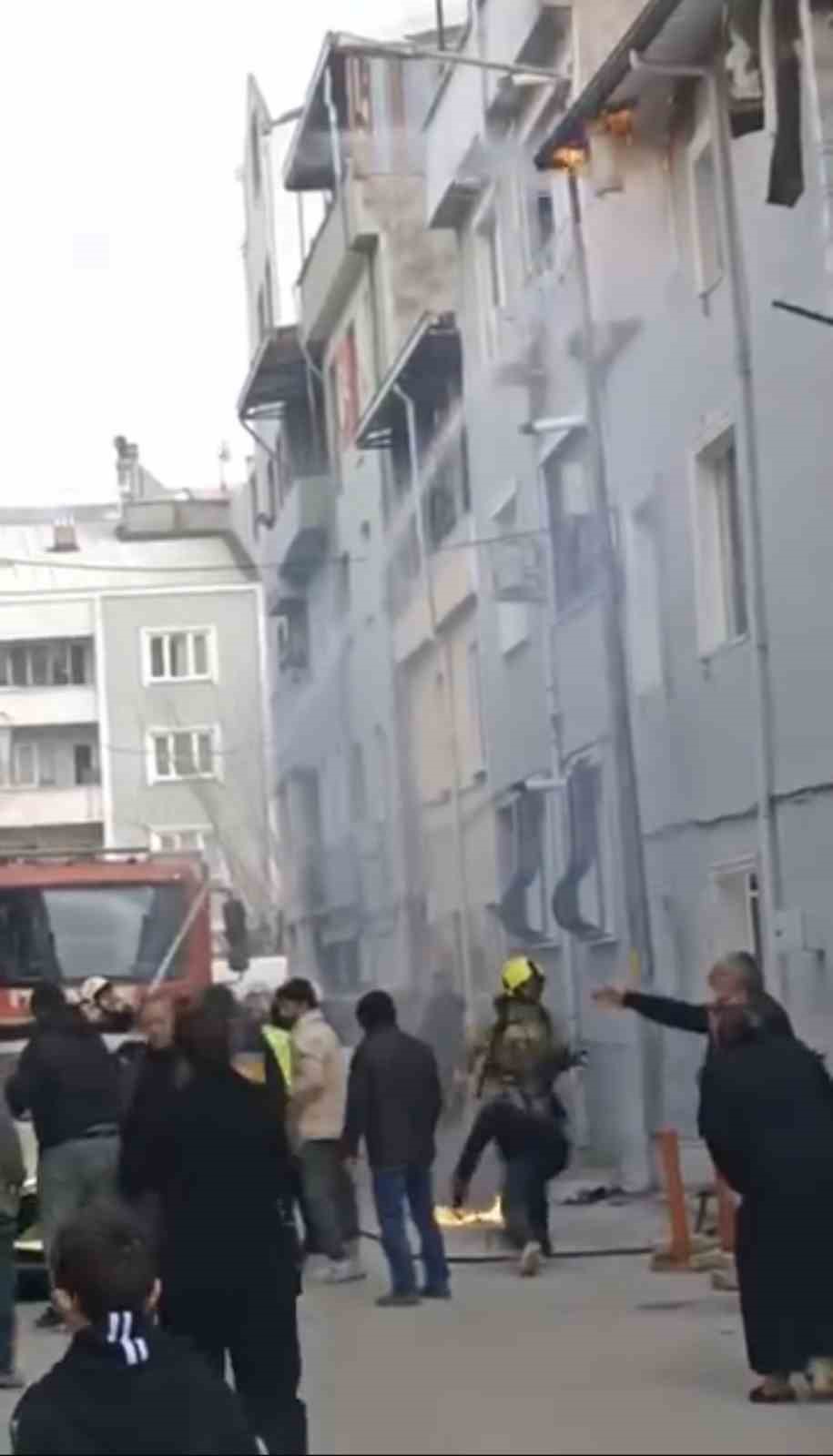 bursada cati yangini panigi 2 HLE1GTUJ