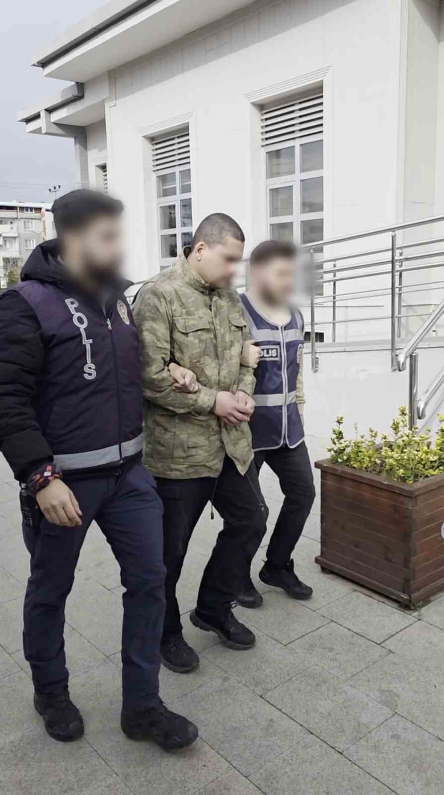 bursada cinsel saldiridan 9 yil hapis cezasi bulunan hukumlu yakalandi 1 Sl8Y393S