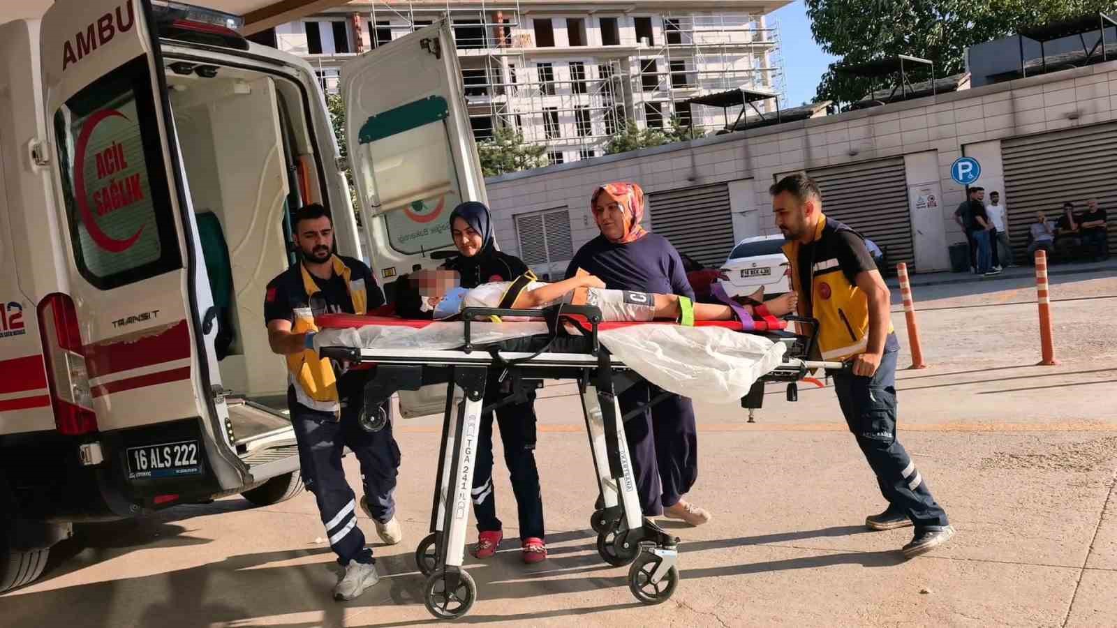 Bursa’da cipin çarptığı çocuk ağır yaralandı 6 bursada cipin carptigi cocuk agir yaralandi 2 PdP2n4Ky