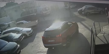 bursada-cop-yuzunden-112-calisanlarina-7-8-kisi-boyle-saldirdilar-2-saglik-gorevlisi-yaralandi-mYZtO2FX.jpg