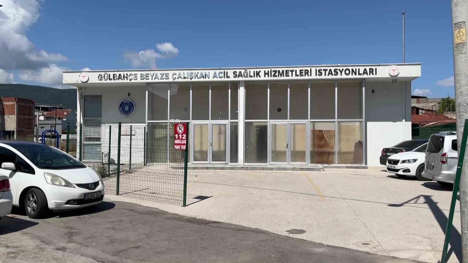 bursada cop yuzunden saglik calisanlarina saldirdilar 2 yarali 5 Ni4PjYkf