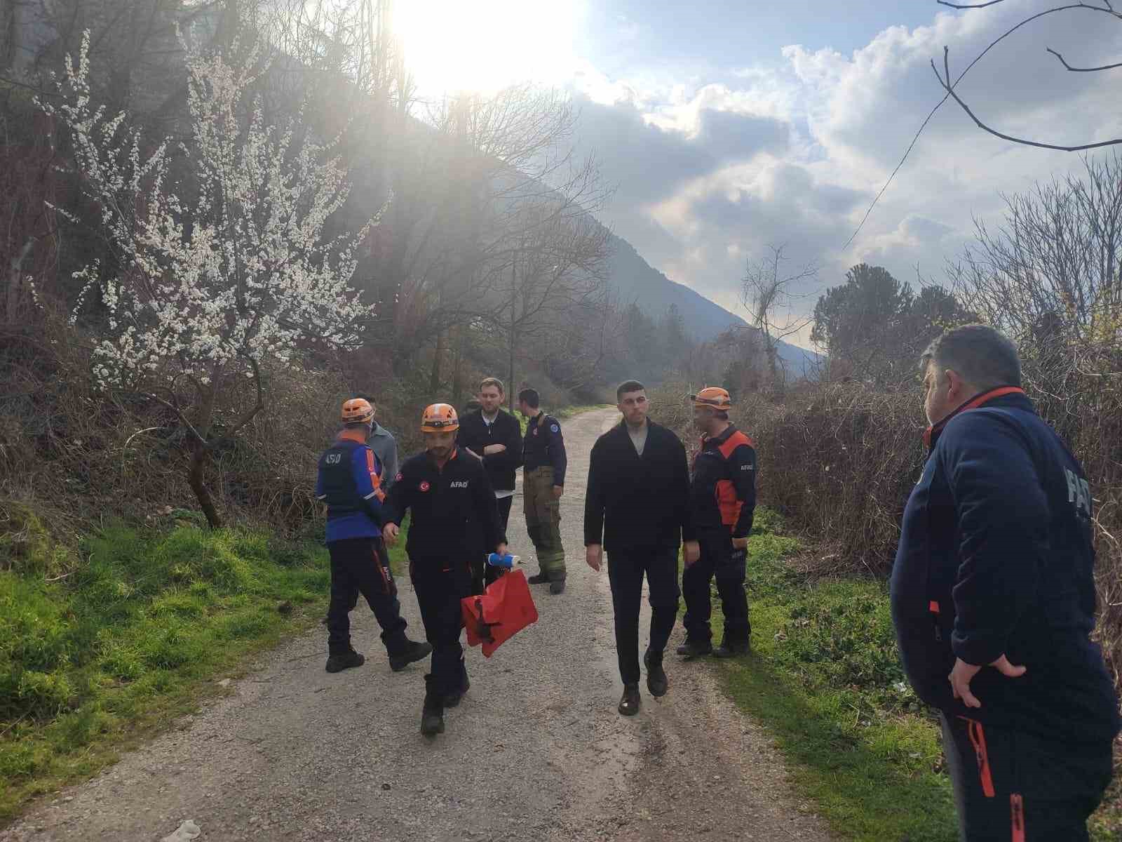 bursada daglik alanda mahsur kalan yarali vatandas kurtarildi 1 twiHCjuP