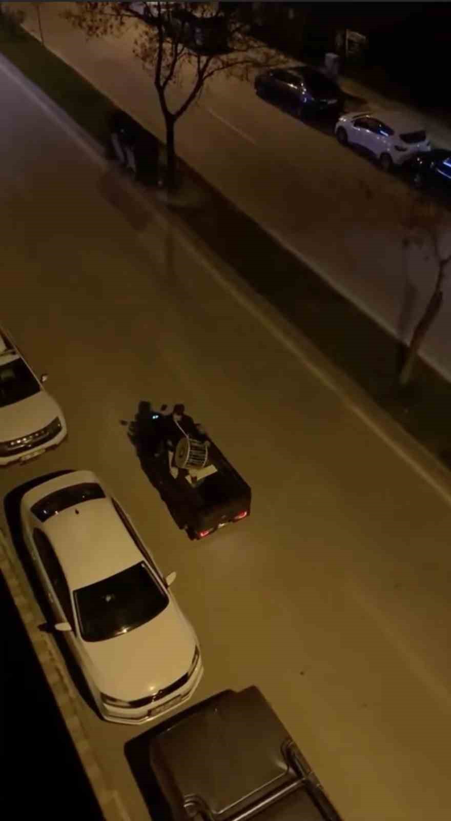 bursada davulcular elektrikli acik kasali motosikletle sahura kaldiriyor 2 1YueHEb3