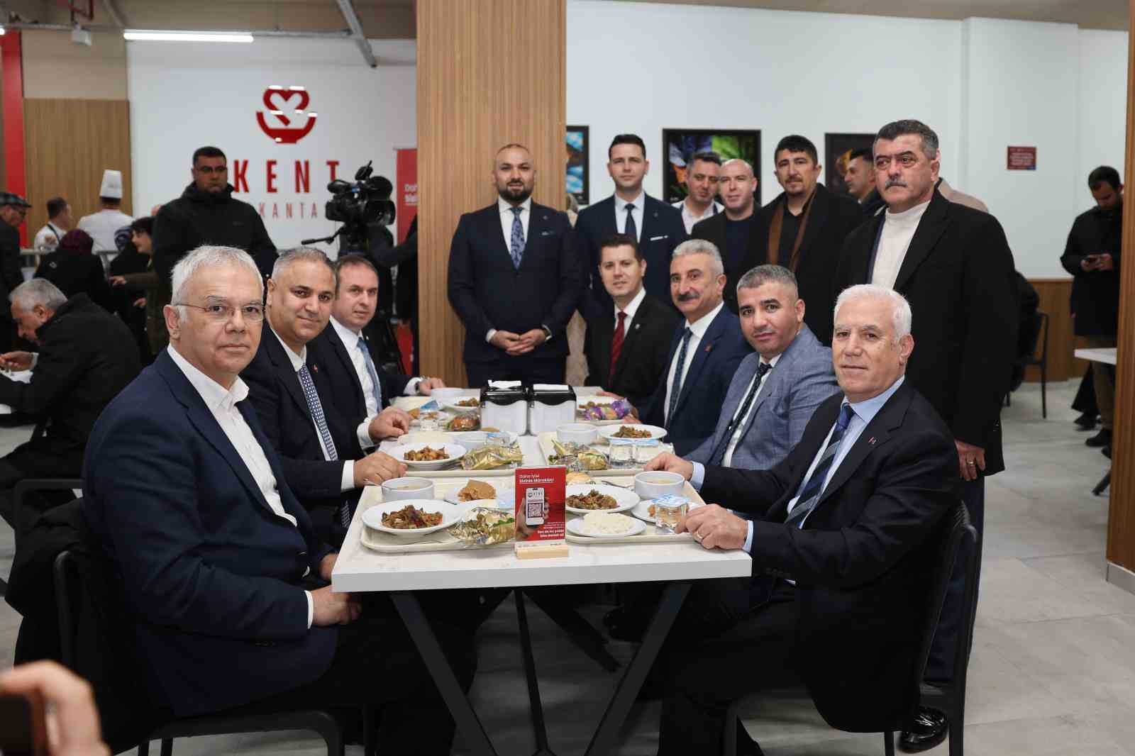 bursada dayanismanin sofrasi buyuyor 3 heBUGmFa