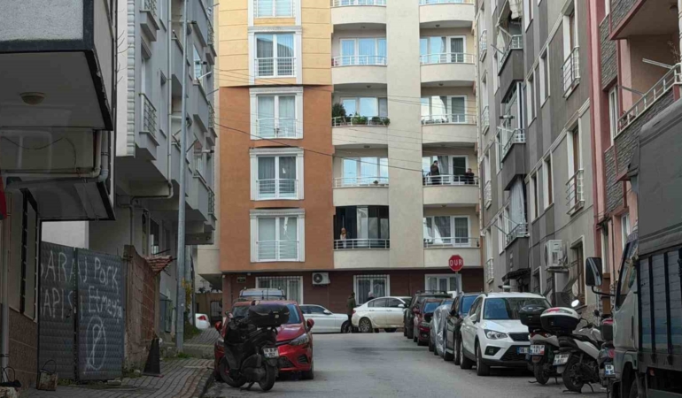 bursada-deas-operasyonu-8-gozalti-PNkKEYB6.jpg