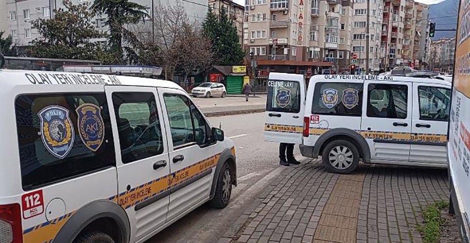 bursada dere kenarinda erkek cesedi bulundu 2