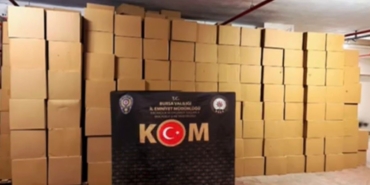 bursada-dev-kacak-tutun-operasyonumilyonlarca-makaron-ele-gecirildi-6A3AWFUp.jpg