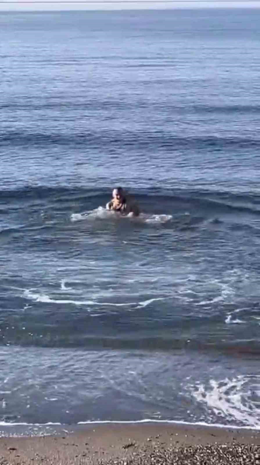 bursada dondurucu sogukta deniz keyfi 2 n1Pm7wAt
