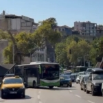 bursada-dugun-konvoyunun-onunu-bu-sefer-otobus-kesti-AcedsUG6.jpg