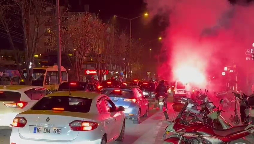 bursada dunya kupasi coskusu 2 mrIE3ERt