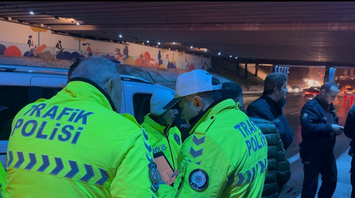 bursada dur ihtarina uymadi 10 kilometre kacti duymadim 3 LkX9FPl9
