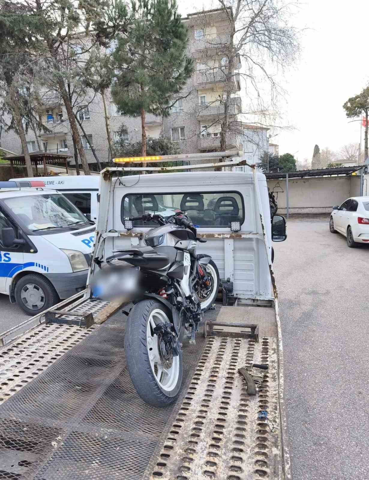 bursada dur ihtarina uymayan motosikletliye 245 bin tl ceza 0 g7EMAe9U