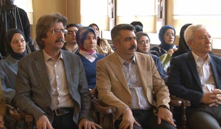 bursada-dusunce-okulu-egitime-basladi-gazzeye-karsilik-bu-topraklardan-gelecek-AP9luDbt.jpg