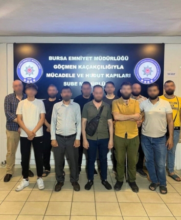 bursada-duzensiz-goc-denetimi-3-bin-25-kisi-sorgulandi-E2N1CHF3.jpg