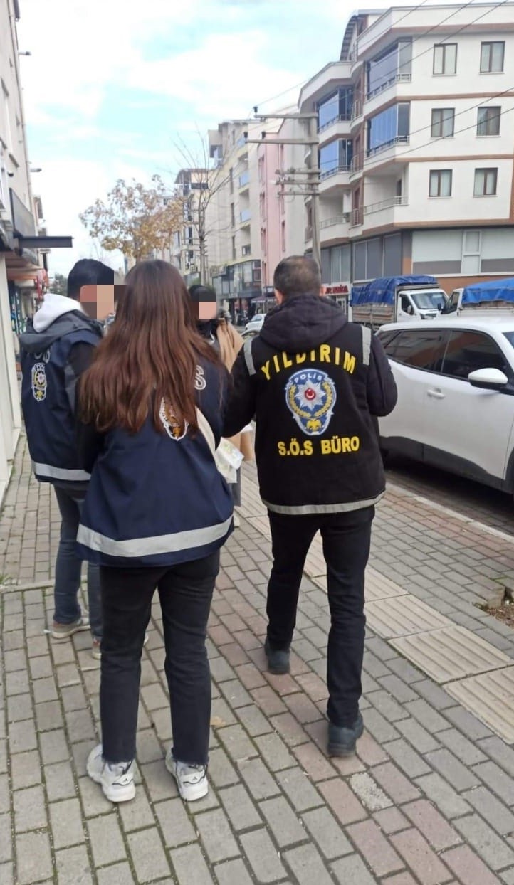 bursada duzensiz gocmen denetimi 1 XJAYeeWk