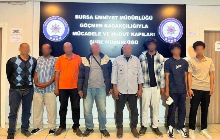 bursada duzensiz gocmenlere karsi operasyon 0 HM6MWv4s