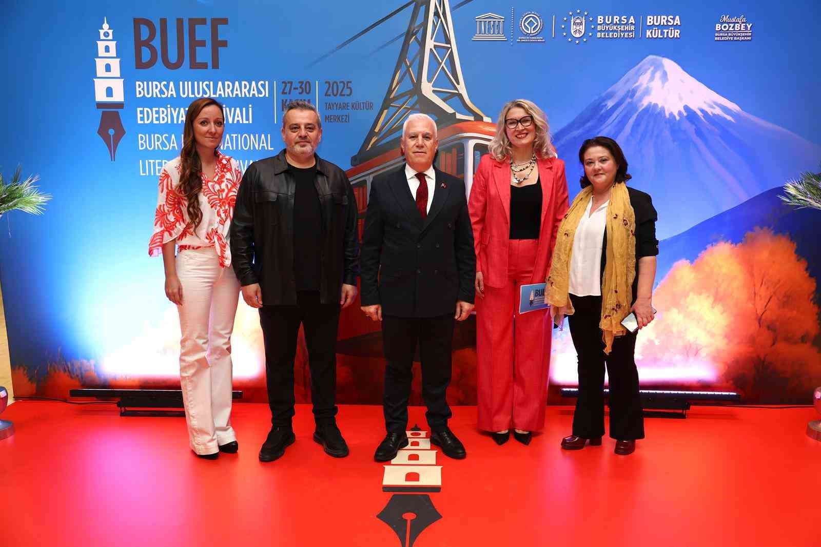 bursada edebiyat soleni basladi 2 4M1sQVPW