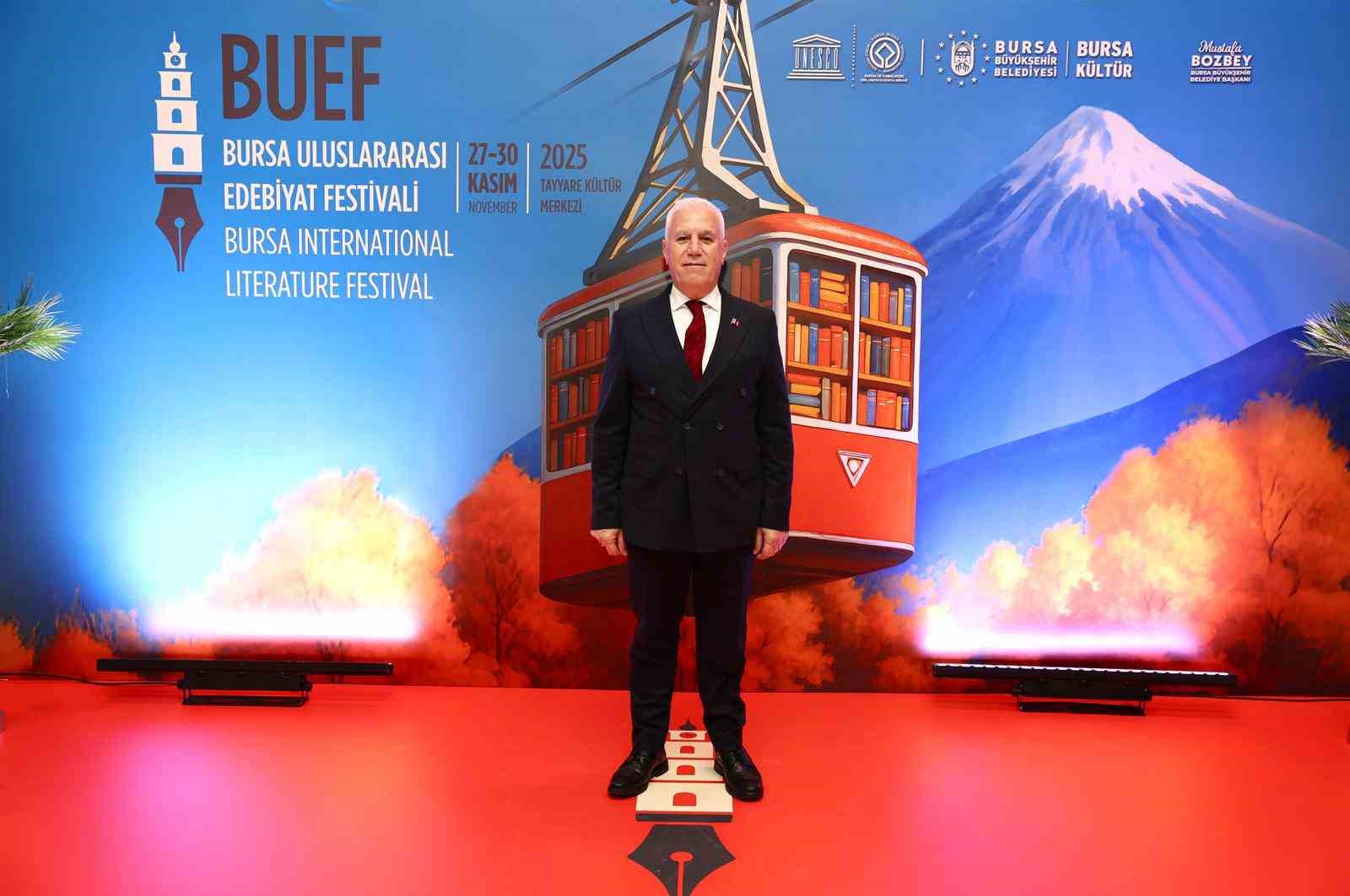 bursada edebiyat soleni basladi 3 jIelQ6sQ