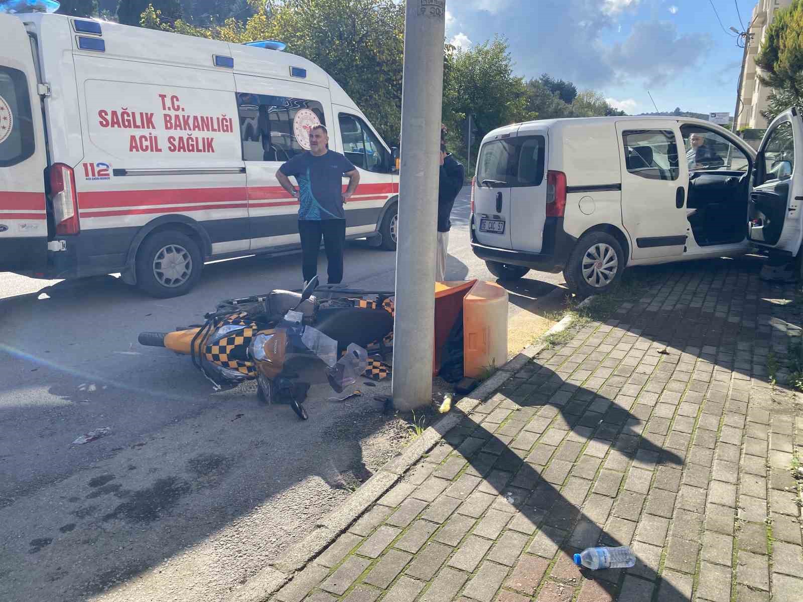 bursada egitim pistinde feci kazaehliyetsiz genc kuryeye carpti 0 fNz5VkVU