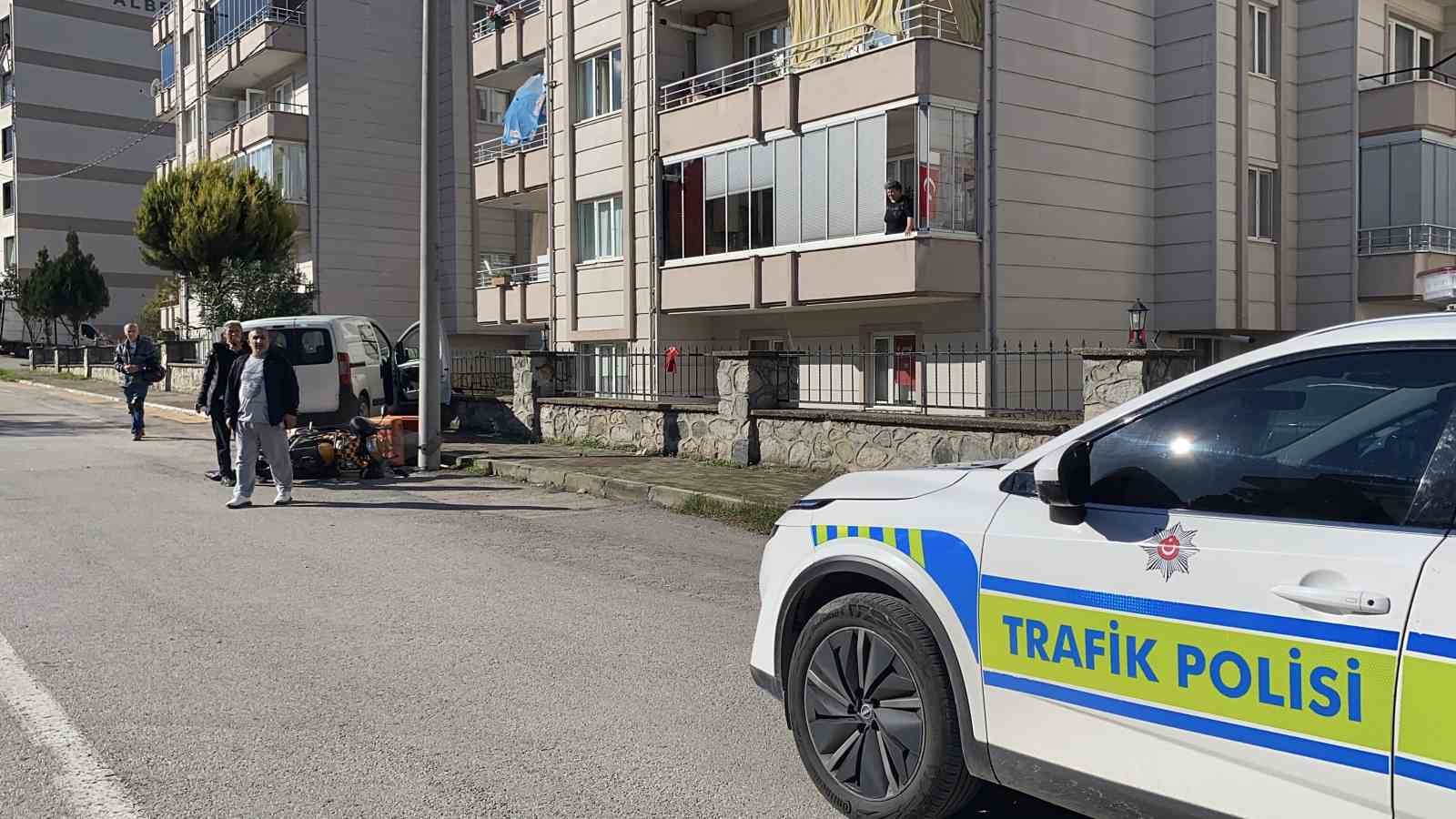 bursada egitim pistinde feci kazaehliyetsiz genc kuryeye carpti 3 SM1pOTDY