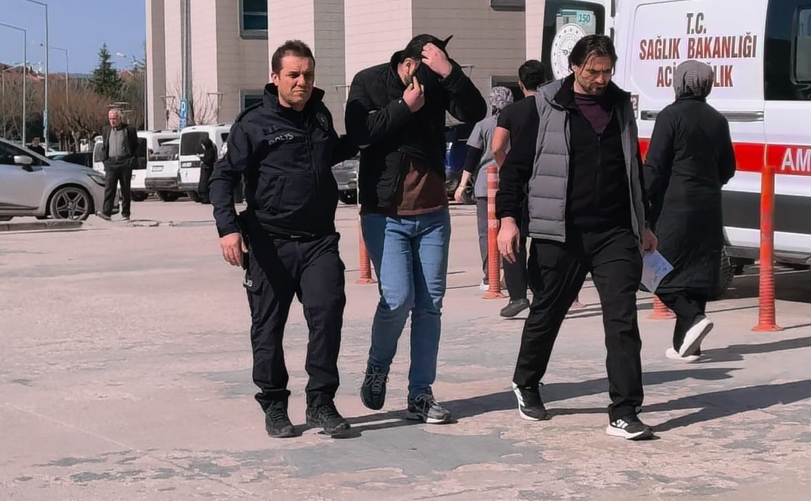 bursada el freni cekilmeyen arac can aldi surucu tutuklandi 0 rdRRrNmN