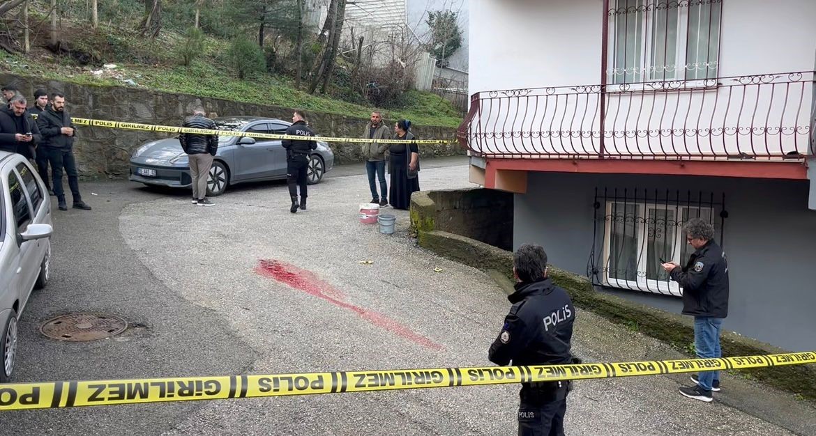 bursada eniste dehseti kayinbirader sokak ortasinda 8 kursunla oldurdu 3 WNZDAYl1
