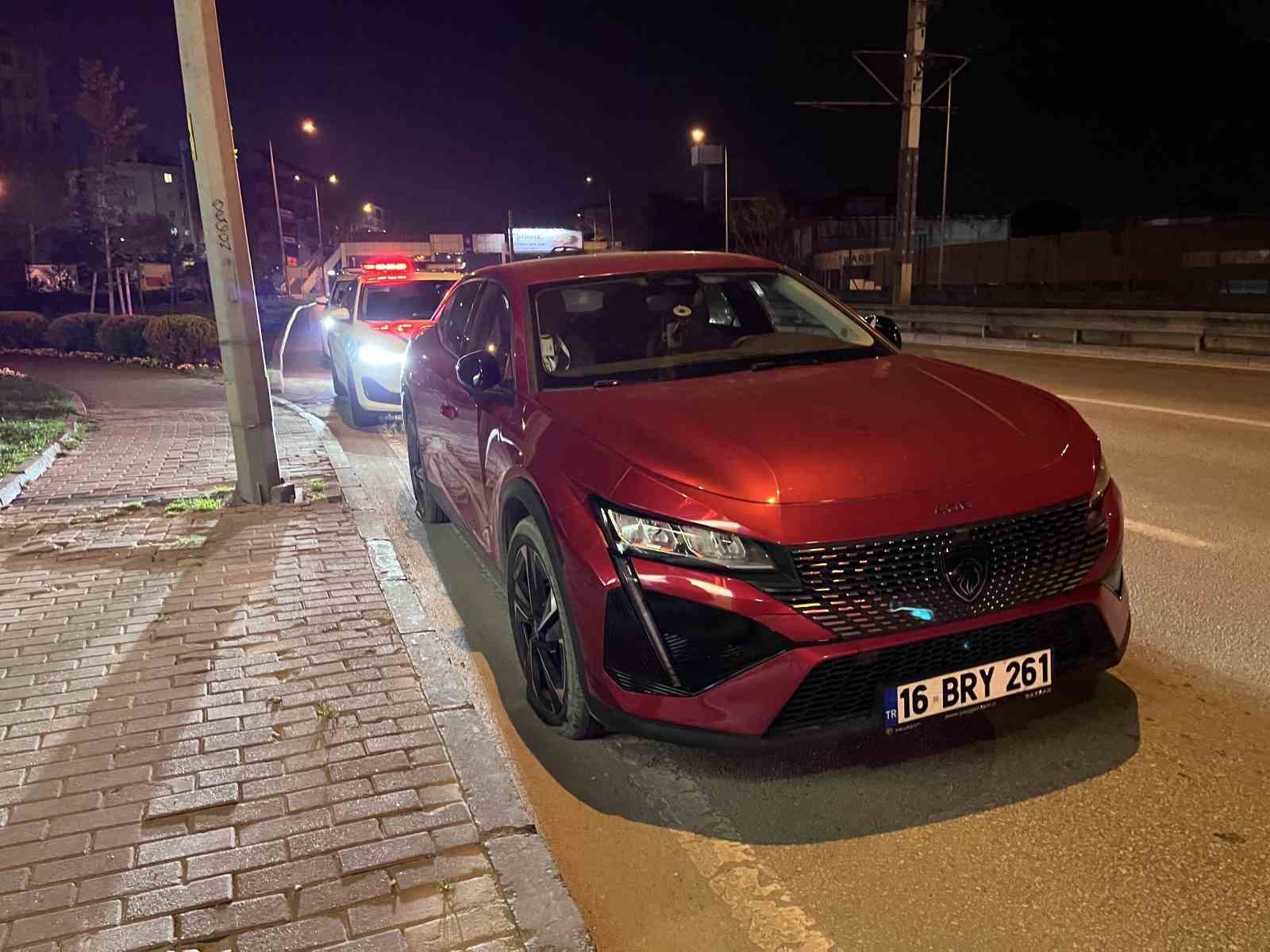 bursada faciaya ramak kala agir demir aracin onune dustu 5 MWfip1Dq