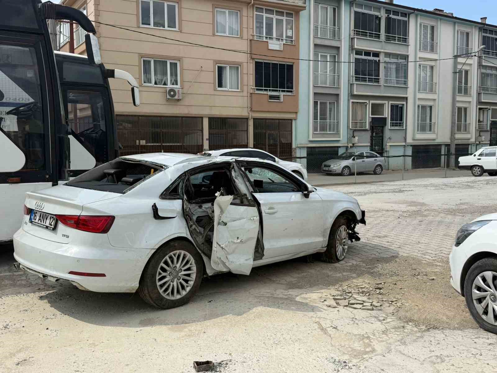 bursada feci kaza genc yasta hayatini kaybetti 1 SQ6DM8mr