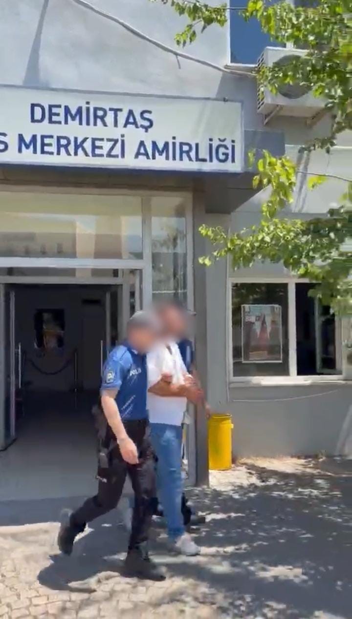 Bursa’da firari operasyonları 6 bursada firari operasyonlari 2 1CC74HOZ