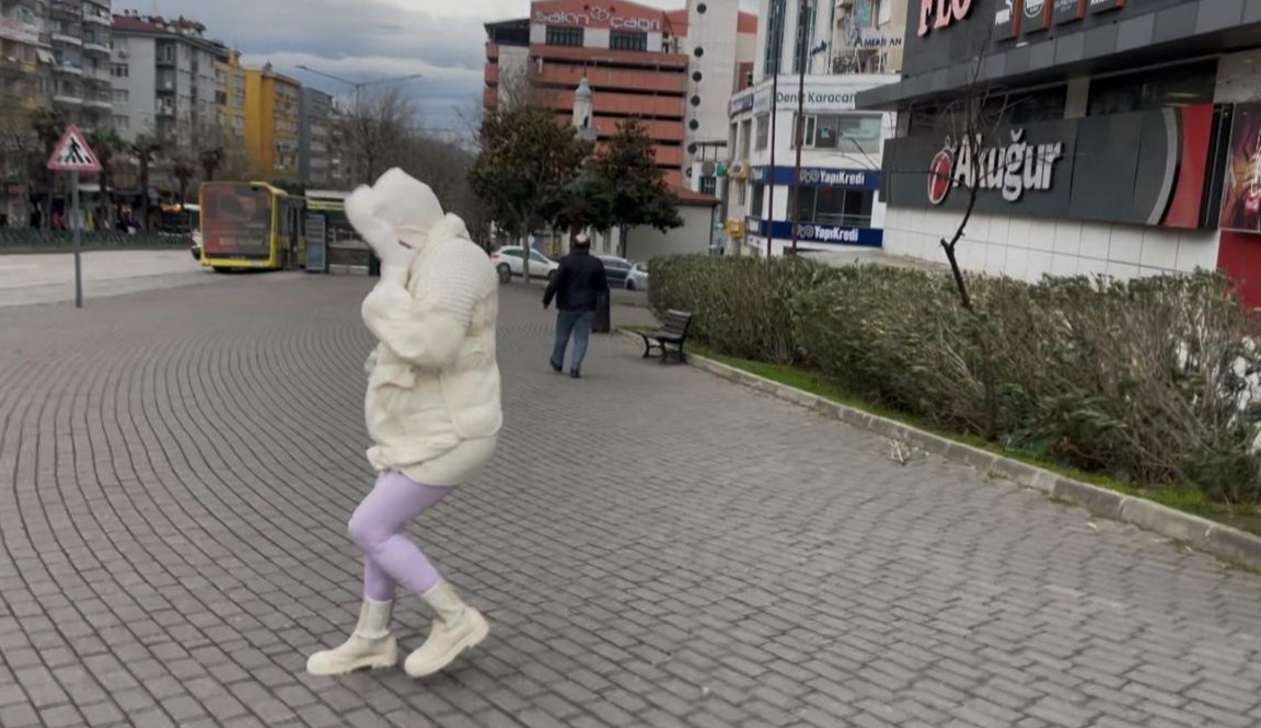 bursada firtina ucurduyolda yurumekte gucluk cektiler 2 jc6f9bQb