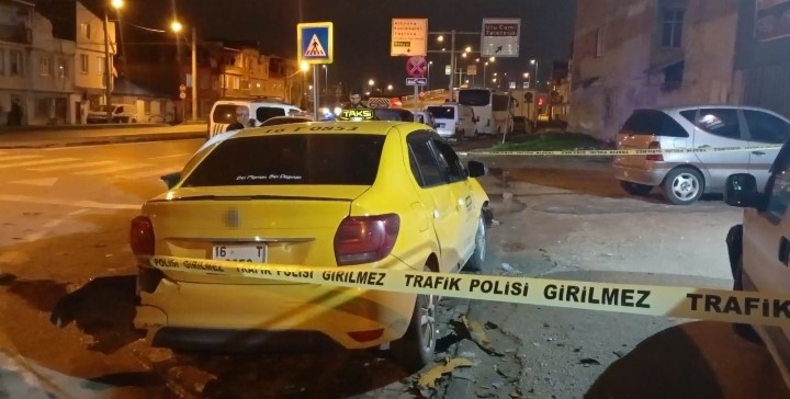 bursada gasp edilen ticari taksi yarim saatlik kovalamacayla durduruldu 3 OEMhmlfs
