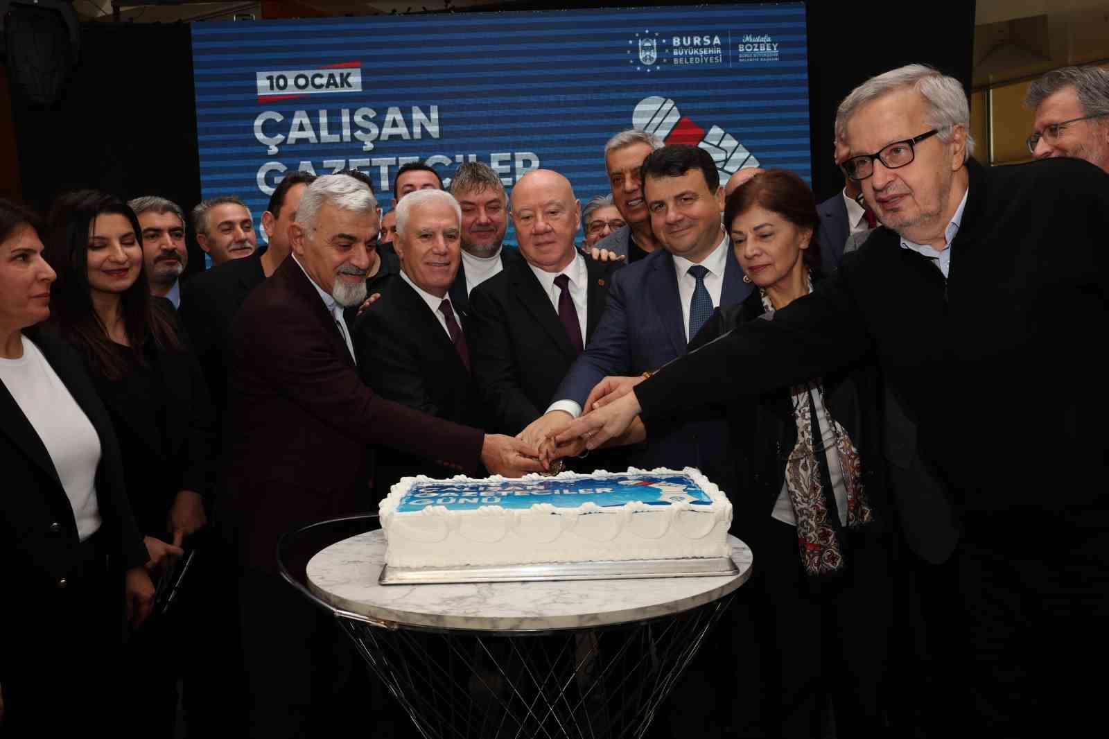 bursada gazeteciler adina hatira ormani olusturulacak 2 E7feiB7Q