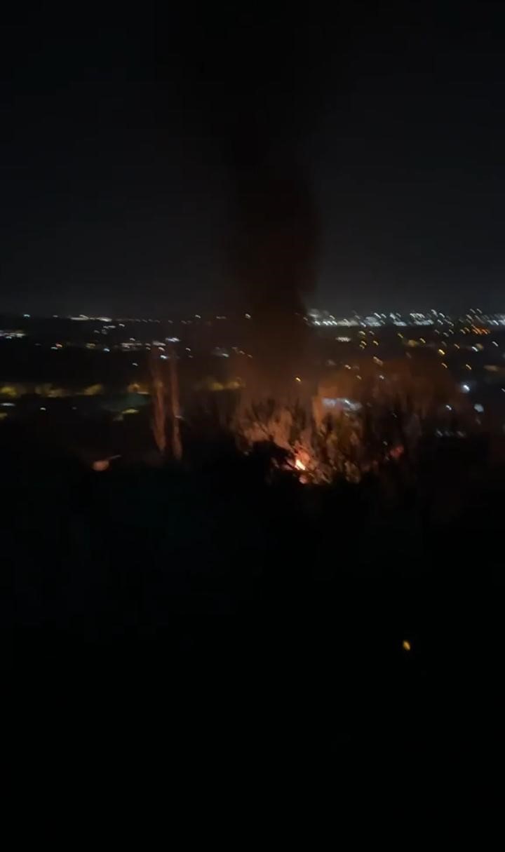 bursada gece yarisi konteynir alevlere teslim oldu 5 pgU6KAWH