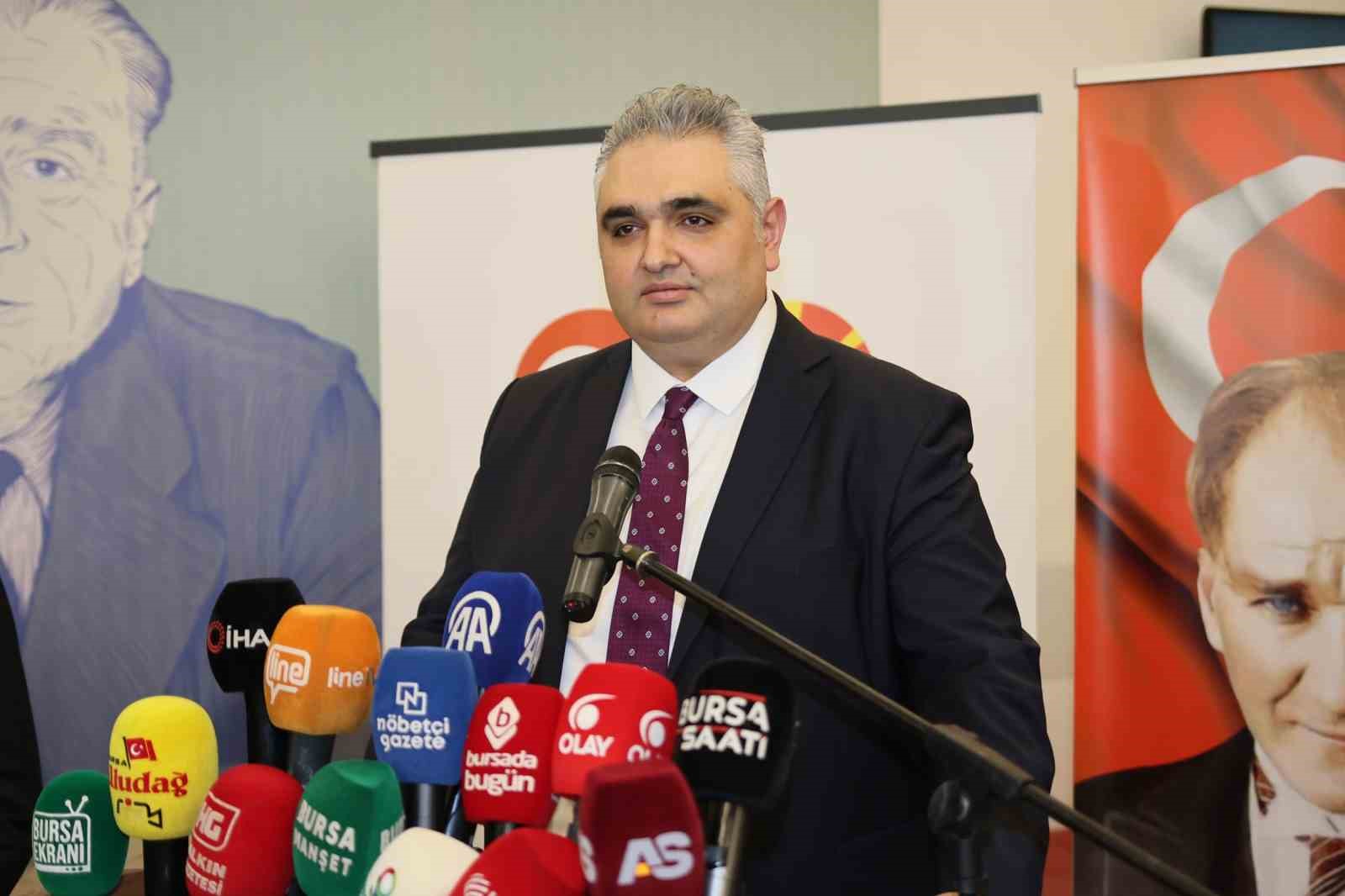 bursada geleneksel sanatlara anlamli katki zer i n b tezhip sergisi acildi 4 wk7nnaJ3