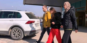 bursada-genc-kizlarin-bicakli-kavgasi-1-tutuklama-UgtQTeIZ.jpg