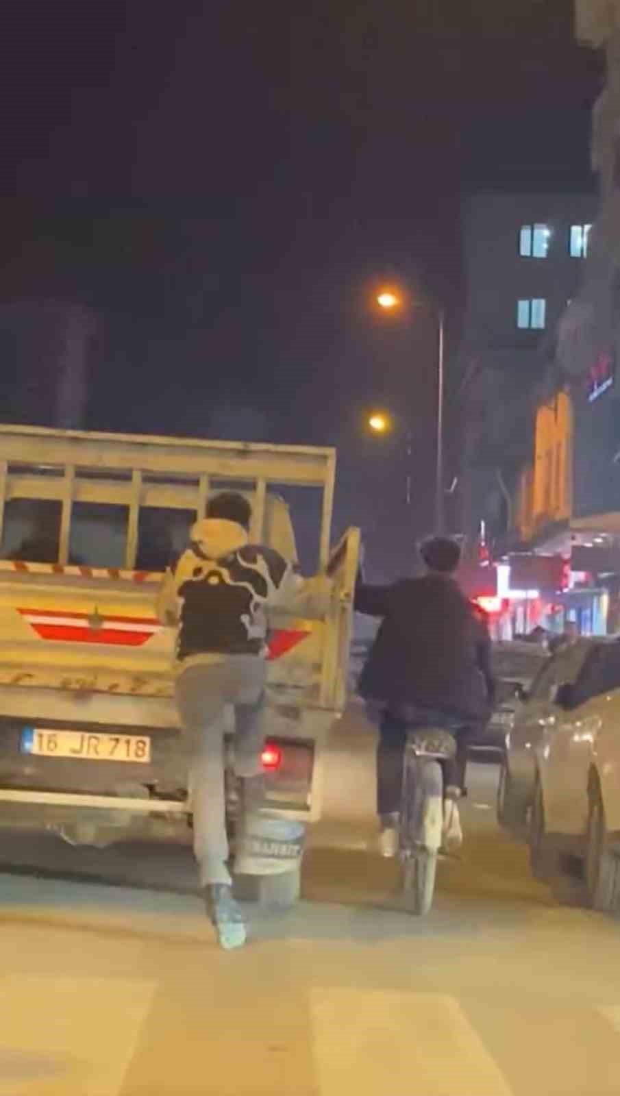 bursada genclerin tehlikeli yolculugu kamerada 2 jWGkVmiE