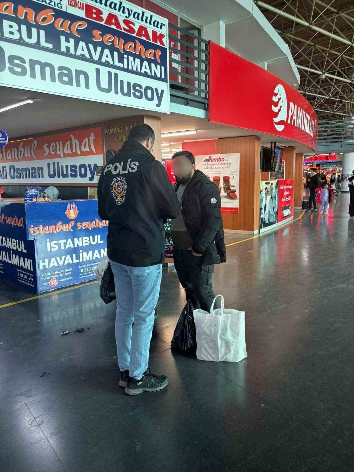 Bursa’da geniş kapsamlı göçmen operasyonu 7 bursada genis kapsamli gocmen operasyonu 3 DEpTvZBp