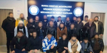 bursada-gocmen-kacakciligina-darbe-29-yabanci-uyruklu-sahis-yakalandi-hxjae1ks.jpg