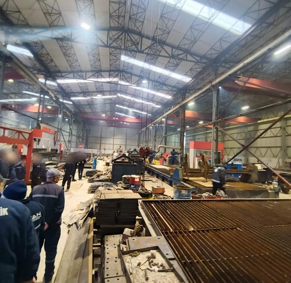 Bursa’da göçmen kaçakçılığına yönelik operasyon: 13 yabancı uyruklu şahıs yakalandı 5 bursada gocmen kacakciligina yonelik operasyon 13 yabanci uyruklu sahis yakalandi 1 7fEJbXy5