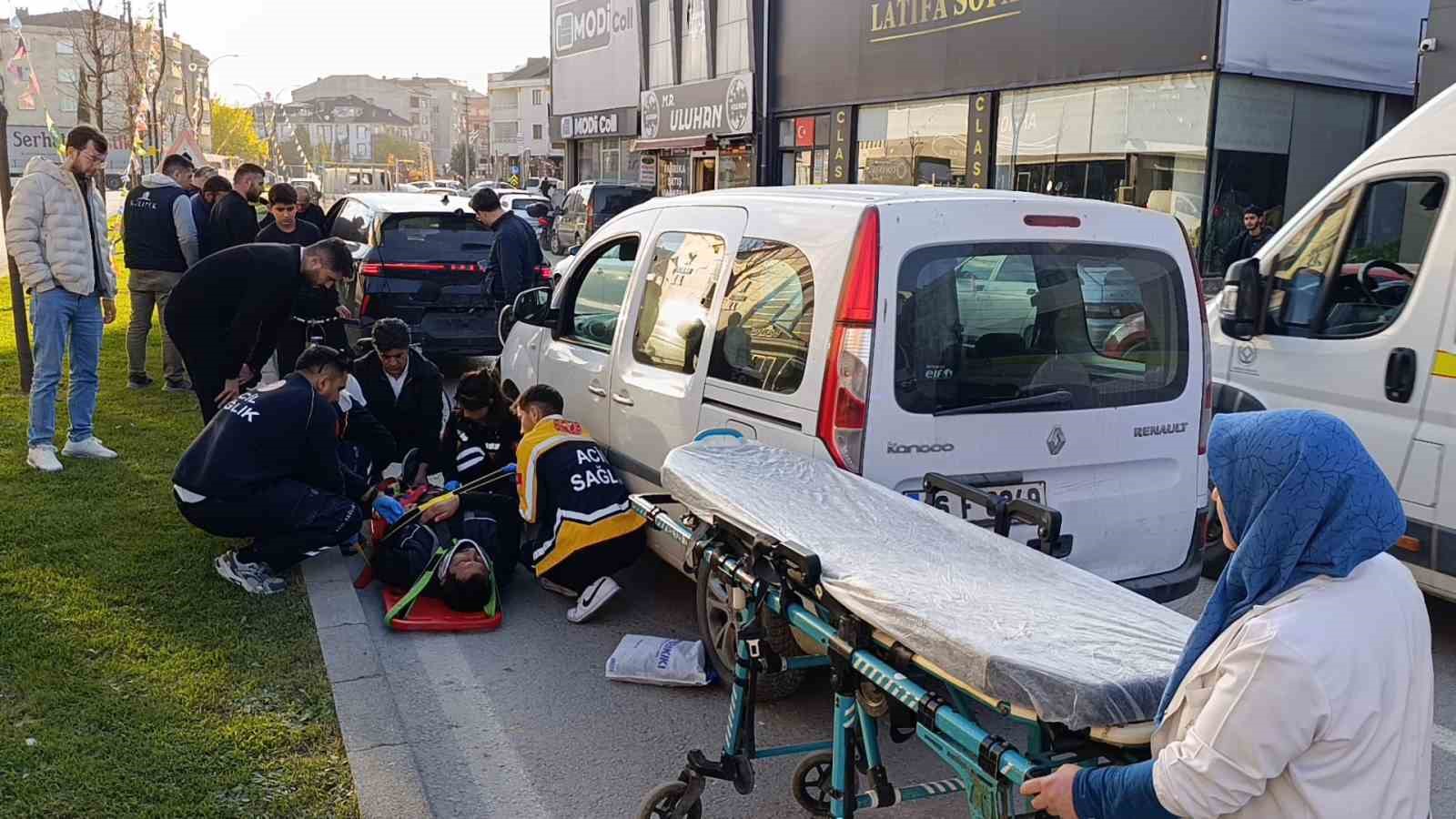 bursada hafif ticari arac cipe carpti 1 yarali 3
