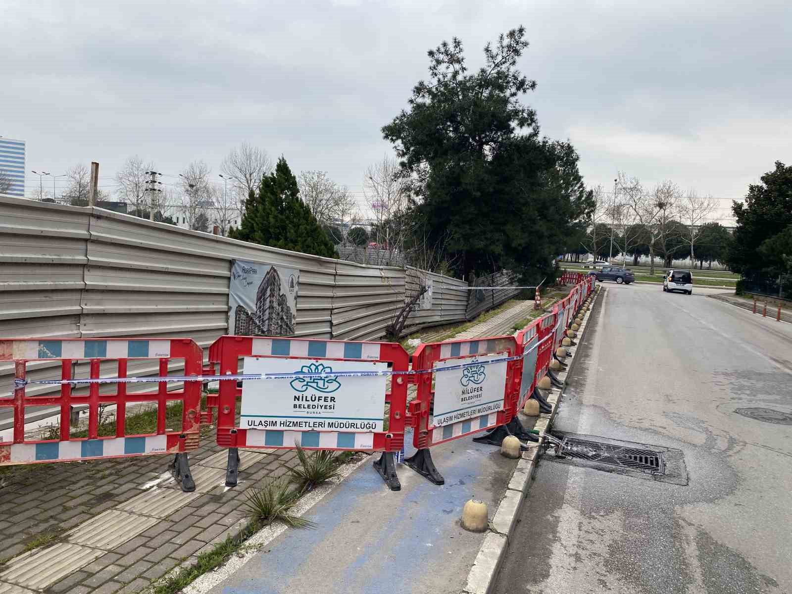 bursada hafriyat calismasinda yola zarar verdiler 5 7Qac7FYy