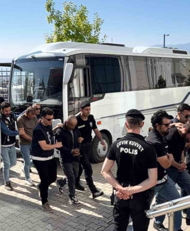 bursada-hava-destekli-uyusturucu-operasyonu-17-tutuklama-aiI8Bwe7.jpg