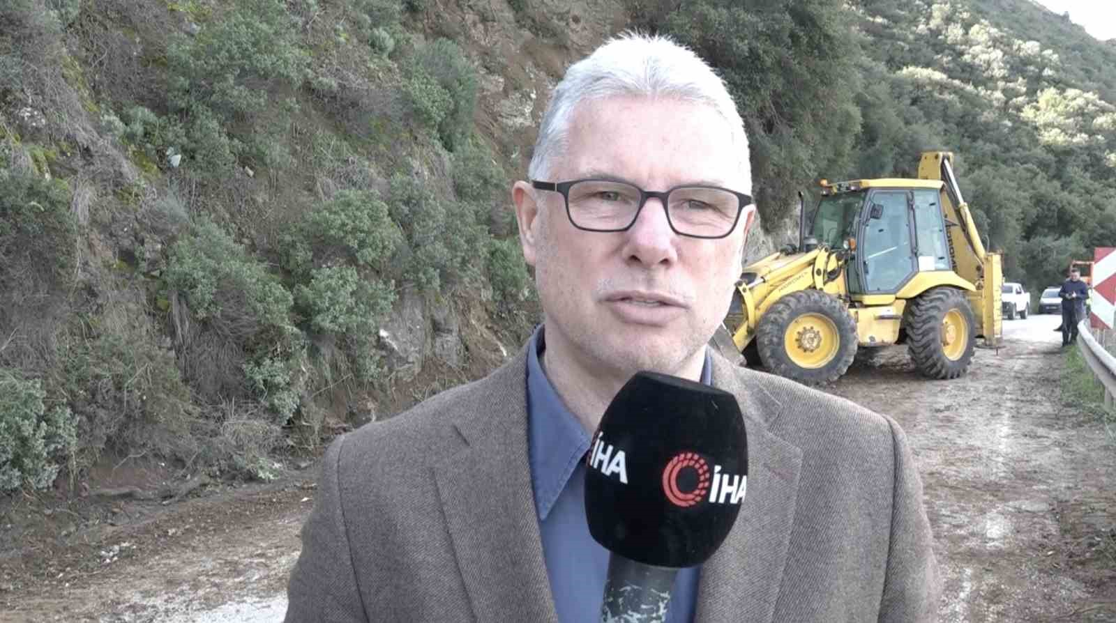 Bursa’da heyelan bölgesi temizlendi...Kayan bölge dron ile görüntülendi 12 bursada heyelan bolgesi temizlendikayan bolge dron ile goruntulendi 8 7TpK5czc