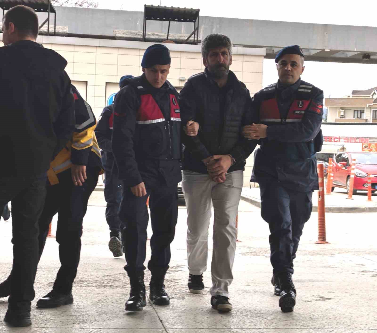 bursada hirsizlik sucundan 8 yil hapis cezasi bulunan sahis yakalandi 0